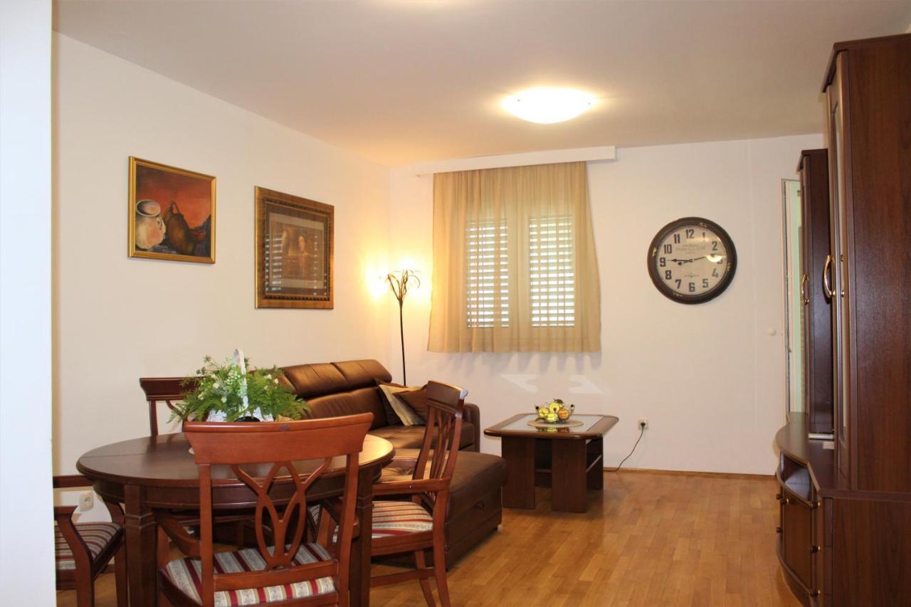 City Center Apartments Miro Макарска Экстерьер фото